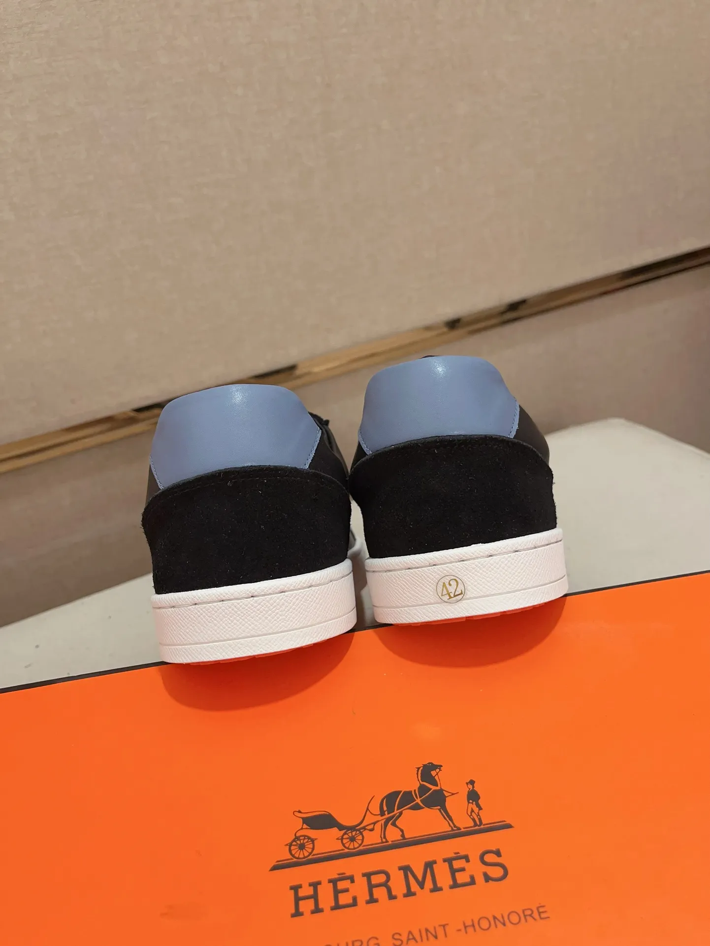 Men's clothing and shoes💰: 420💰《HERMES》【Classic Original Version】Hermès; Top 🔝 Purchasing Agency 🔍🔍Men's latest 🇺🇸 counter sales simultaneously, original ▲▲cowhide imported from Italy ▲▲Exquisite workmanship (Italian 🇮🇹Imported water-dyed 🐂cowhide lining) sole: original sole provided by the original factory, ⚠️exclusive double-layer activity·TPR·rubber·combined molded outsole; Code number: 38-44 (45/46 can be customized, non-refundable)